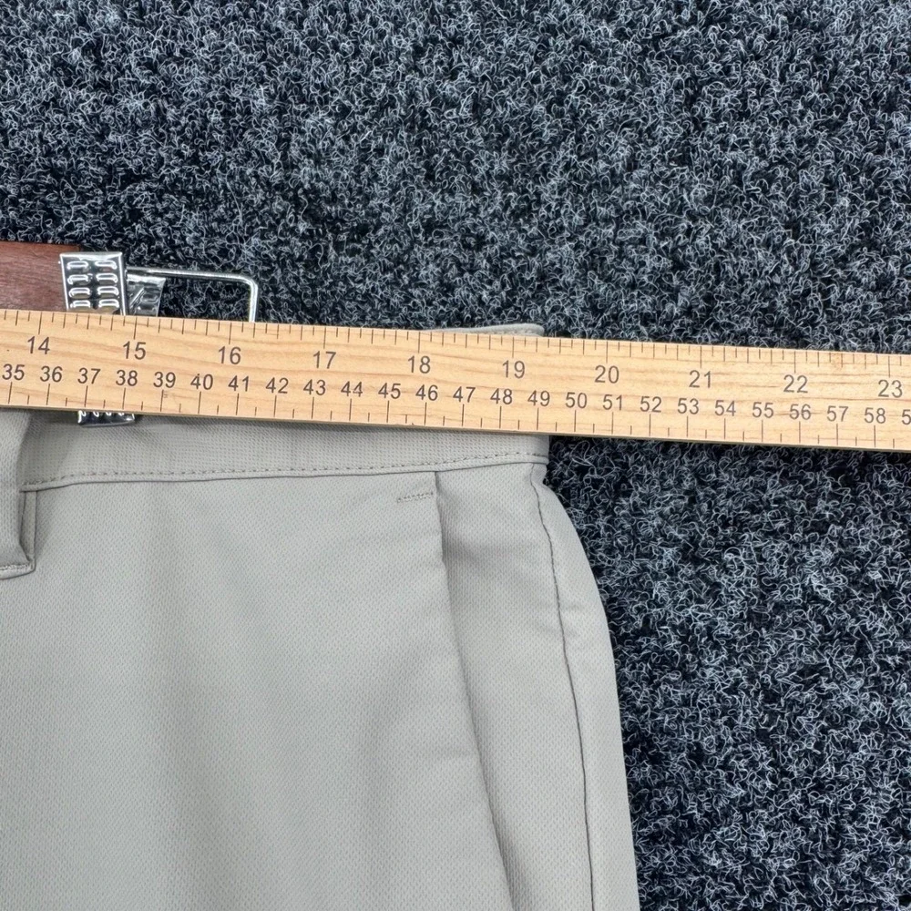 Banana Republic Core Temp Chino Pants Mens 38x30 Beige Performance Trousers